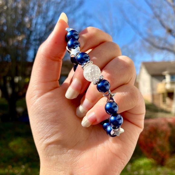 Brand New, Moon Midnight Bracelet. Pearl and Moon rock beads. - Picture 2 of 2